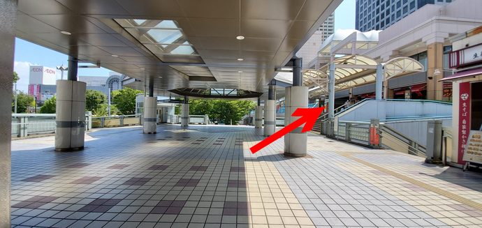 新浦安駅南口の写真