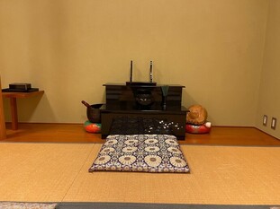 和室の祭壇の写真
