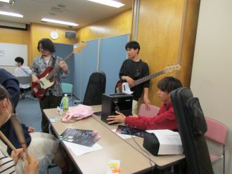 軽音楽クラブ